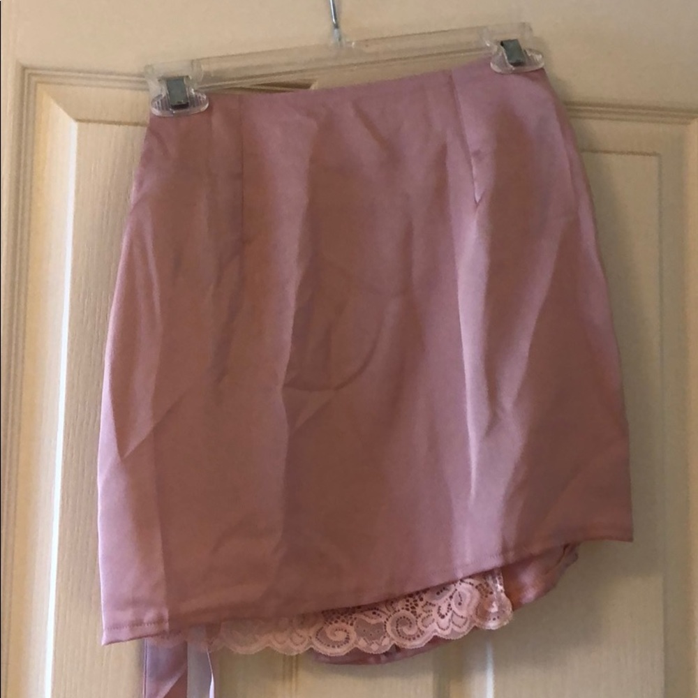 Mini skirt - Picture 3 of 3